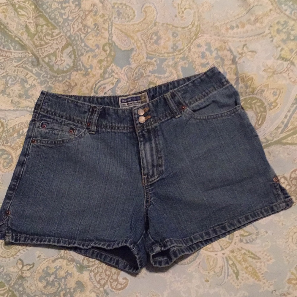 Old Navy 2.5 inch denim shorts